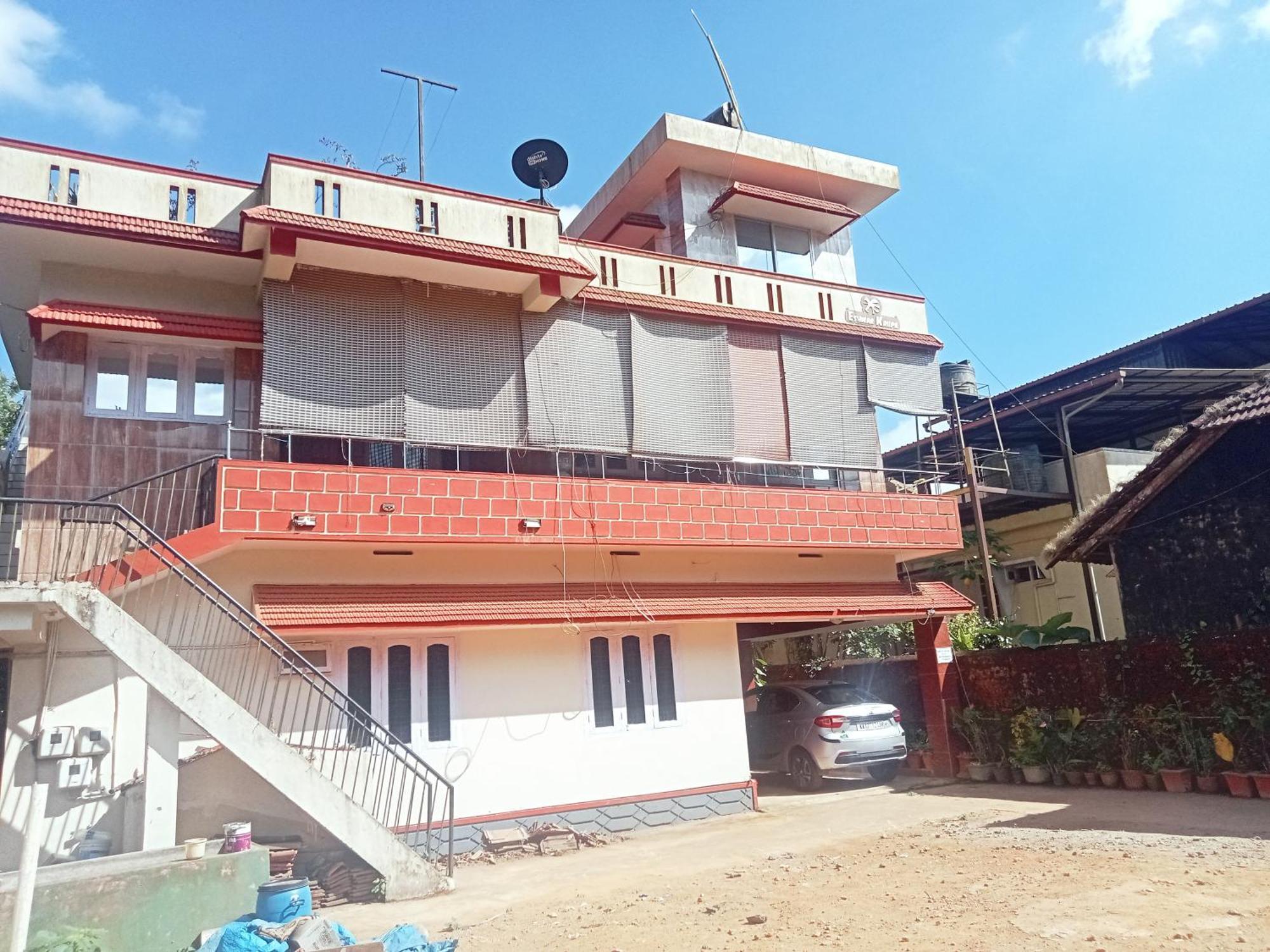 Eshwarkrupa Homestay Madikeri Exterior foto